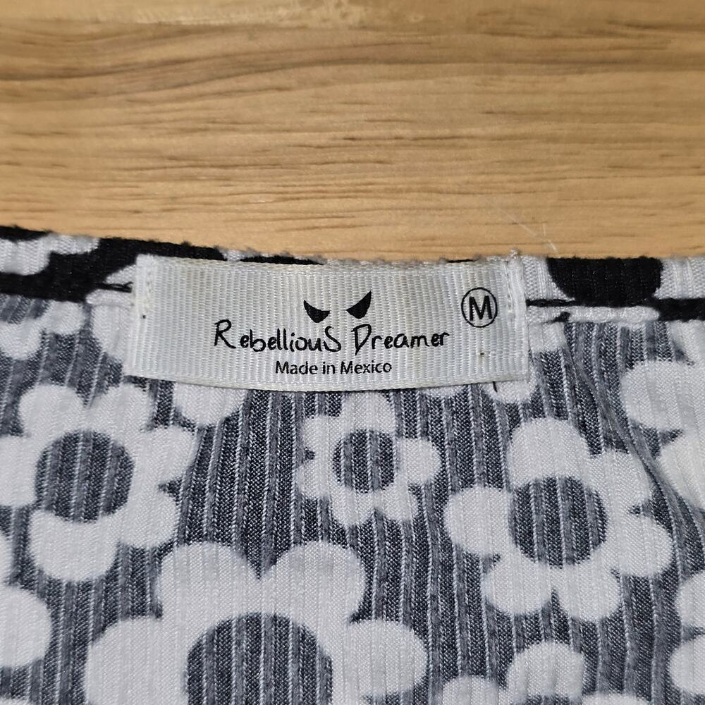70s Style Rebellious Dreamer Flower Power Crop Top Size M Black and White - Picture 3 of 7